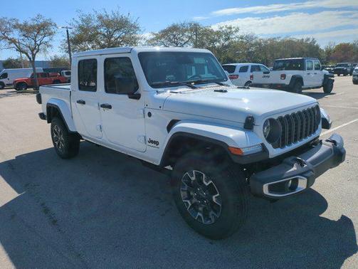 2026 Jeep Gladiator Sahara 4x4