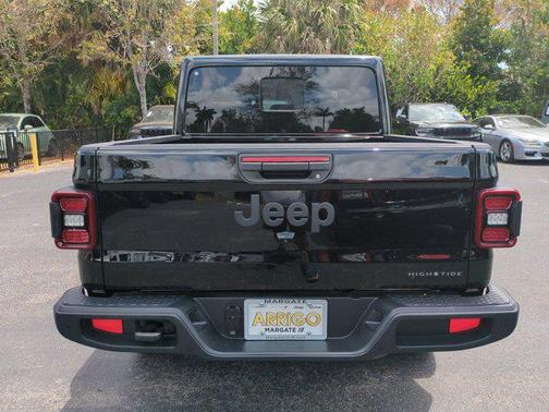 2025 Jeep Gladiator High Tide