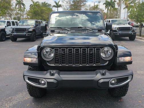 2025 Jeep Gladiator High Tide