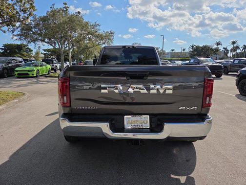 2026 RAM 3500 Big Horn Crew Cab 4x4 8' Box