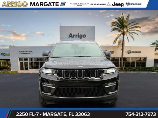 Diamond Black Crystal Pearlcoat 2025 Jeep Grand Cherokee Limited