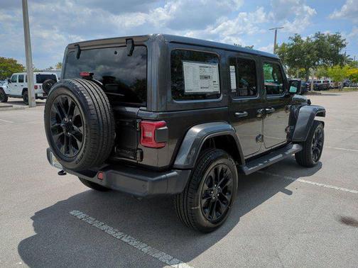 2025 Jeep Wrangler 4xe Sahara