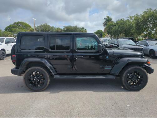 Black Clearcoat 2025 Jeep Wrangler 4xe Sahara