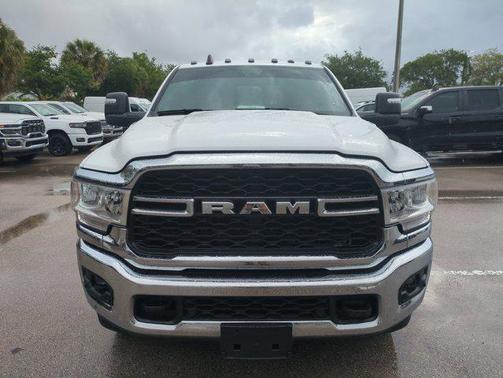 Bright White Clearcoat 2024 RAM 2500 Tradesman Crew Cab 4x4 8' Box