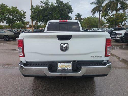 Bright White Clearcoat 2024 RAM 2500 Tradesman Crew Cab 4x4 8' Box