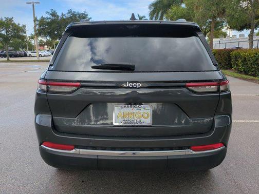 2022 Jeep Grand Cherokee Limited X