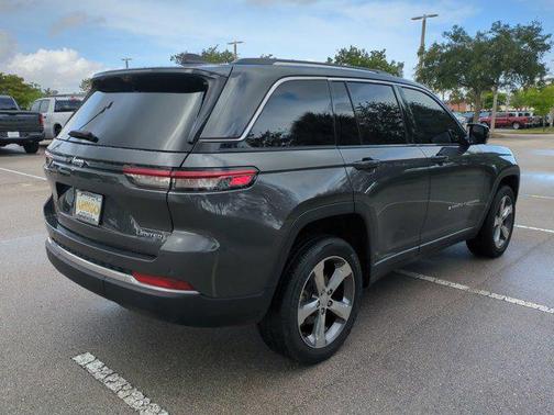 2022 Jeep Grand Cherokee Limited X