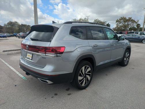 2024 Volkswagen Atlas 2.0T SE w/Technology 4MOTION