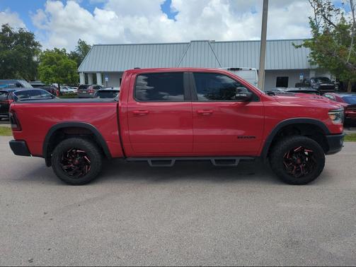 Flame Red Clearcoat 2019 RAM 1500 Rebel