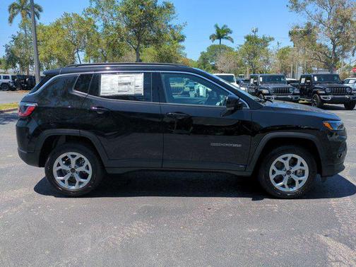 2025 Jeep Compass Latitude