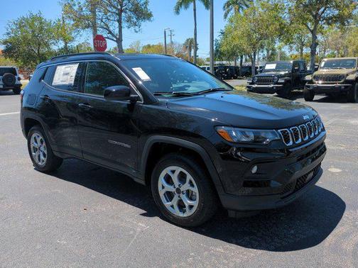 2025 Jeep Compass Latitude