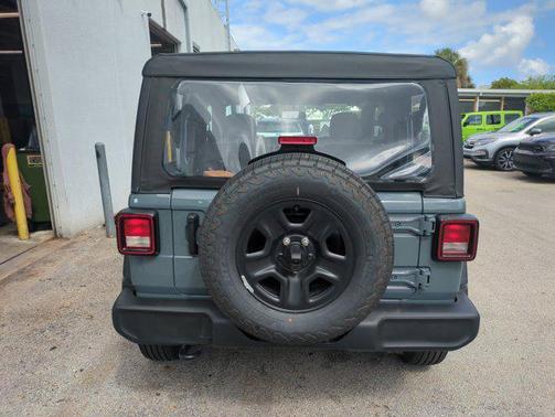 Anvil Clearcoat 2026 Jeep Wrangler Sport
