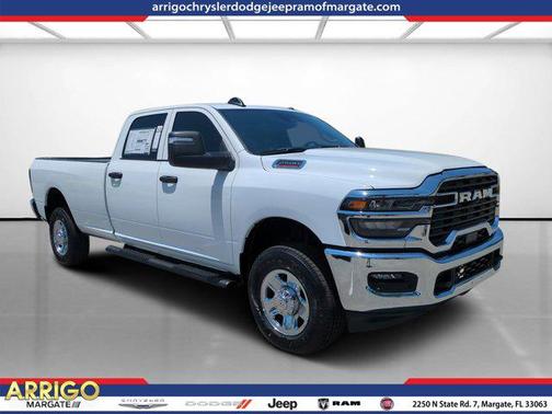 2025 RAM 2500 Tradesman Crew Cab 4x4 8' Box