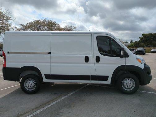2025 RAM ProMaster 1500 Low Roof