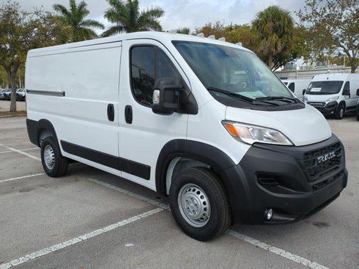 2025 RAM ProMaster 1500 Low Roof