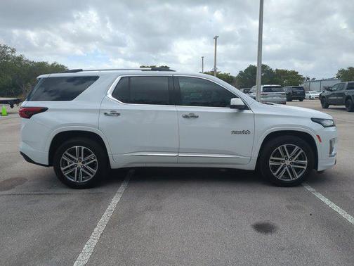 2022 Chevrolet Traverse High Country