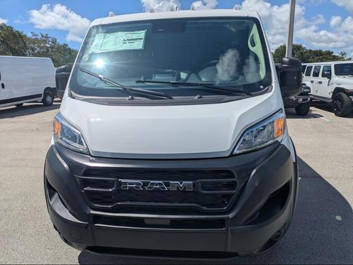 Bright White Clearcoat 2026 RAM ProMaster 1500 Low Roof