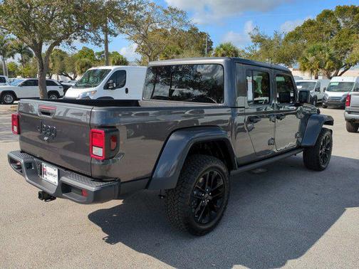 2025 Jeep Gladiator Nighthawk
