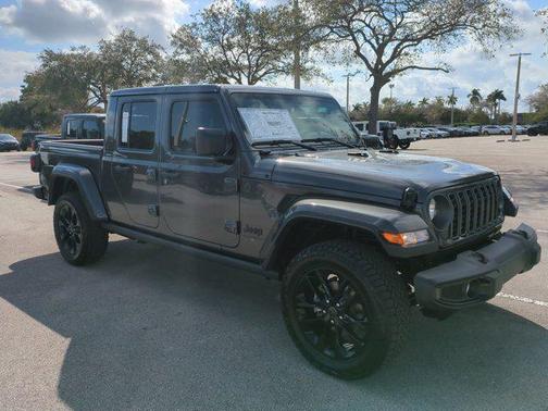 2025 Jeep Gladiator Nighthawk