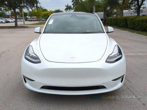 2023 Tesla Model Y Long Range Dual Motor All-Wheel Drive