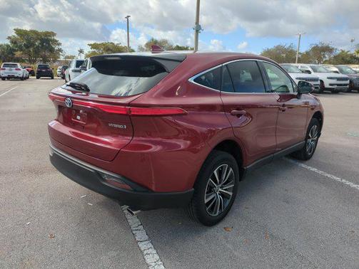 2022 Toyota Venza LE