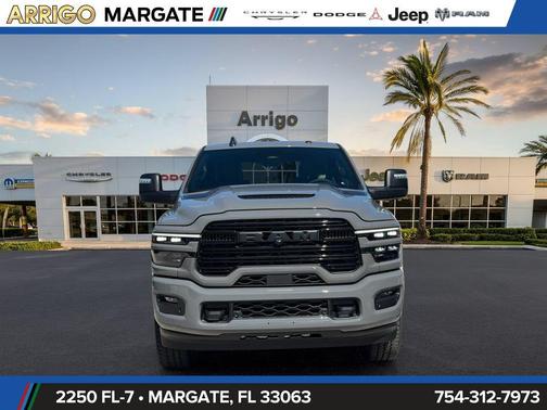 Ceramic Gray Clearcoat 2026 RAM 2500 Laramie Crew Cab 4x4 6'4' Box