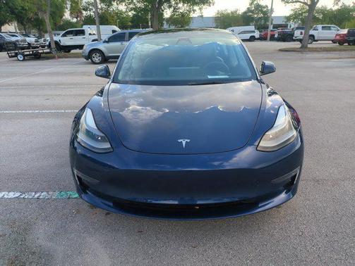 Deep Blue Metallic 2022 Tesla Model 3 Performance