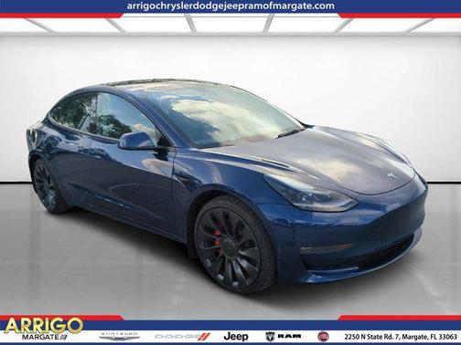 Deep Blue Metallic 2022 Tesla Model 3 Performance