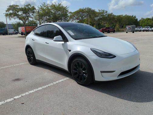 2021 Tesla Model Y Long Range Dual Motor All-Wheel Drive