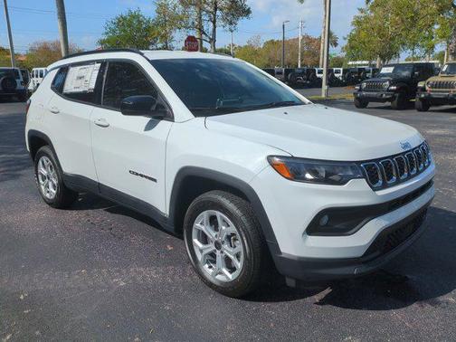 2025 Jeep Compass Latitude