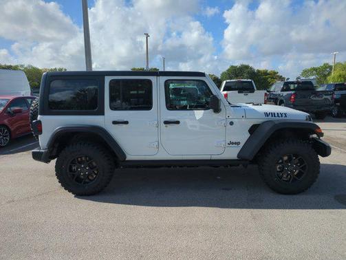 Bright White Clearcoat 2025 Jeep Wrangler 4xe Willys