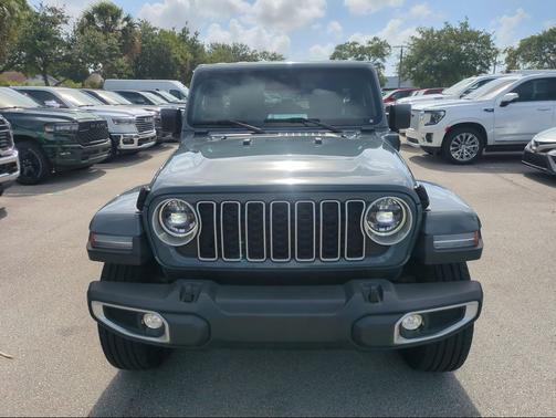 Anvil Clearcoat 2025 Jeep Wrangler 4xe Sahara