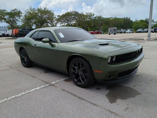 2022 Dodge Challenger SXT