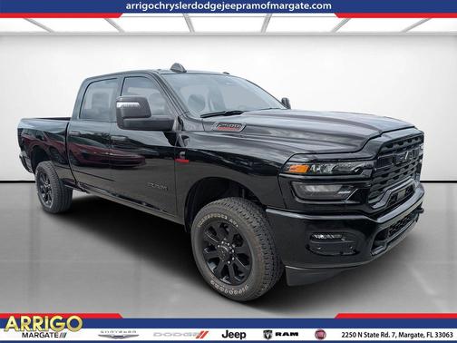 Diamond Black Crystal Pearlcoat 2026 RAM 2500 Big Horn Crew Cab 4x4 6'4' Box