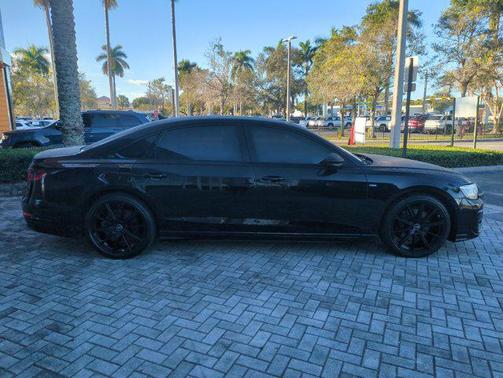 2024 Audi A8 L 55 TFSI quattro Tiptronic