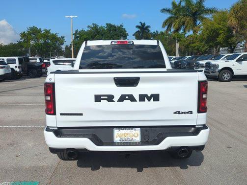 Bright White Clearcoat 2026 RAM 1500 Big Horn/Lone Star