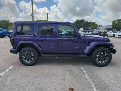 Reign 2026 Jeep Wrangler 4-Door Sahara 4x4