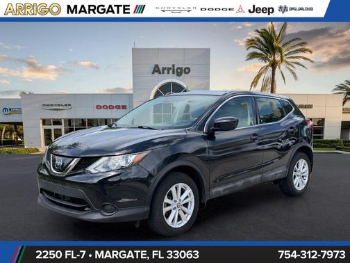 Magnetic Black Pearl 2019 Nissan Rogue Sport S
