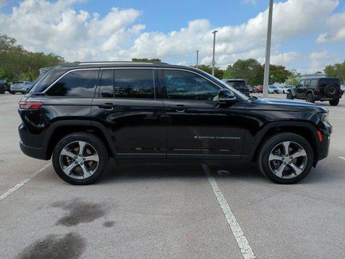2023 Jeep Grand Cherokee 4xe Base