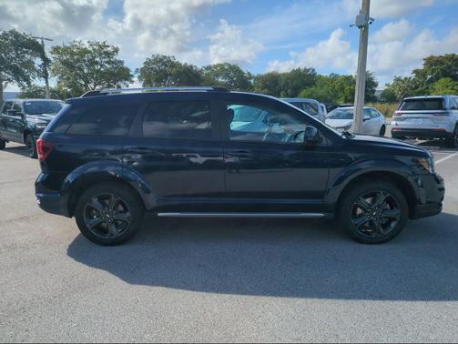 Contusion Blue Pearlcoat 2018 Dodge Journey Crossroad