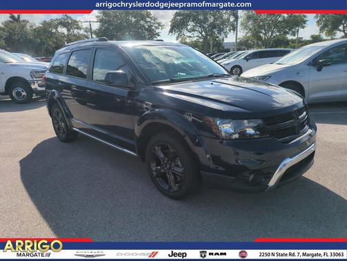Contusion Blue Pearlcoat 2018 Dodge Journey Crossroad