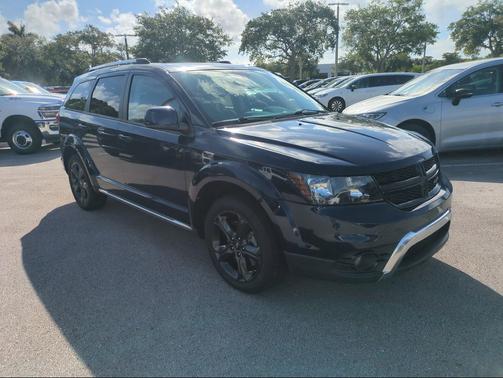 Contusion Blue Pearlcoat 2018 Dodge Journey Crossroad