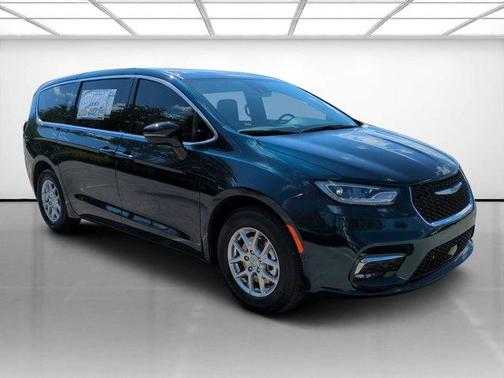 2025 Chrysler Pacifica L