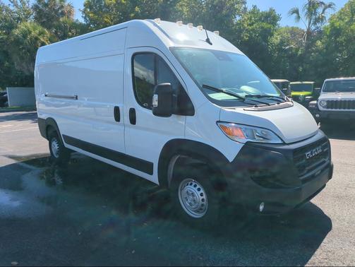 Bright White Clearcoat 2026 RAM ProMaster 2500 Tradesman
