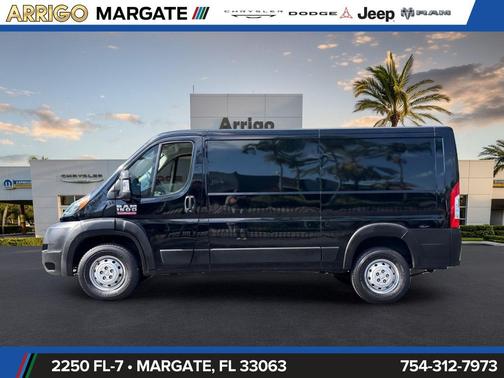 Black Clearcoat 2022 RAM ProMaster 1500 Low Roof
