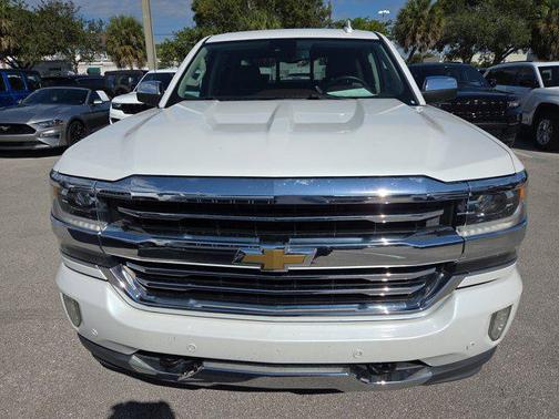 2017 Chevrolet Silverado 1500 High Country