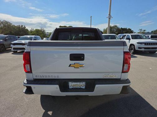 2017 Chevrolet Silverado 1500 High Country