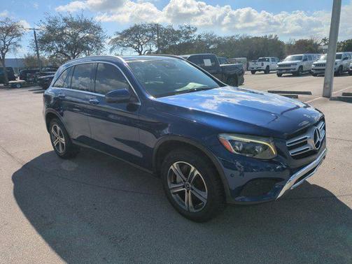 2018 Mercedes-Benz GLC 300 Base