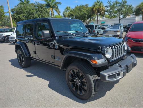 Black Clearcoat 2025 Jeep Wrangler 4xe Sahara