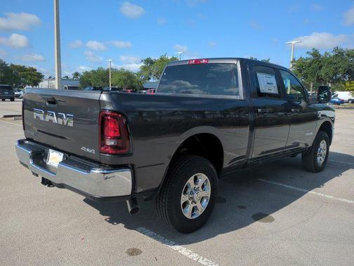 2025 RAM 2500 Big Horn Crew Cab 4x4 6'4' Box
